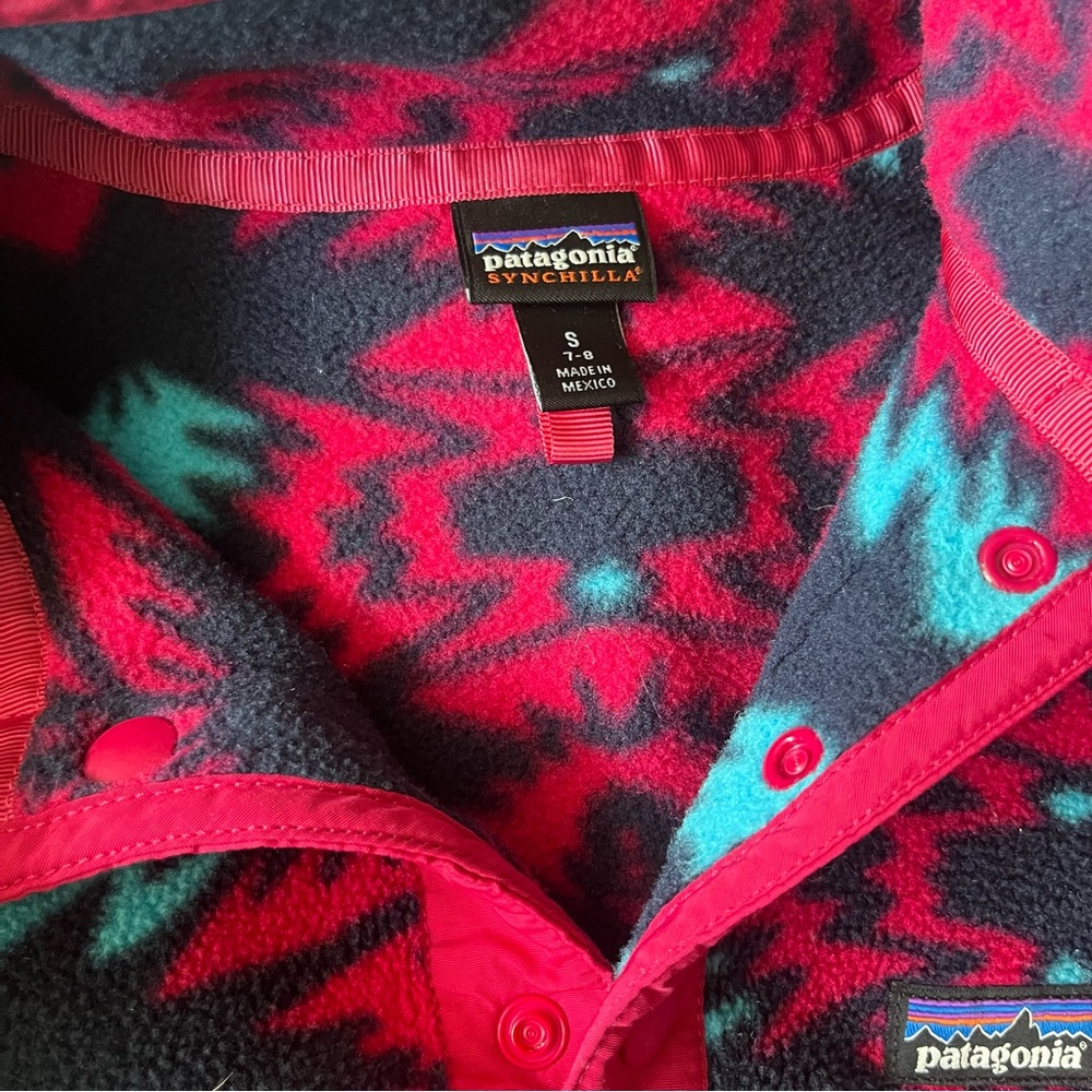 Patagonia floral lightweight puffer and fleece synchilla pullover - Picture 3 of 10